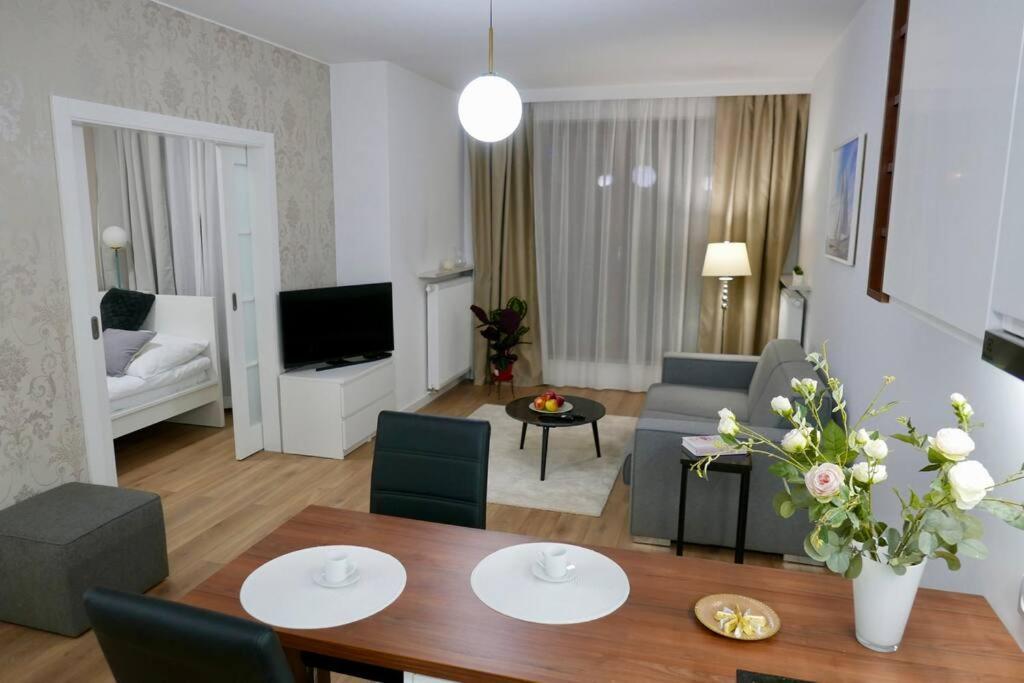 Kieslowskiego Apartment Vis-A-Vis Town Hall Варшава Экстерьер фото